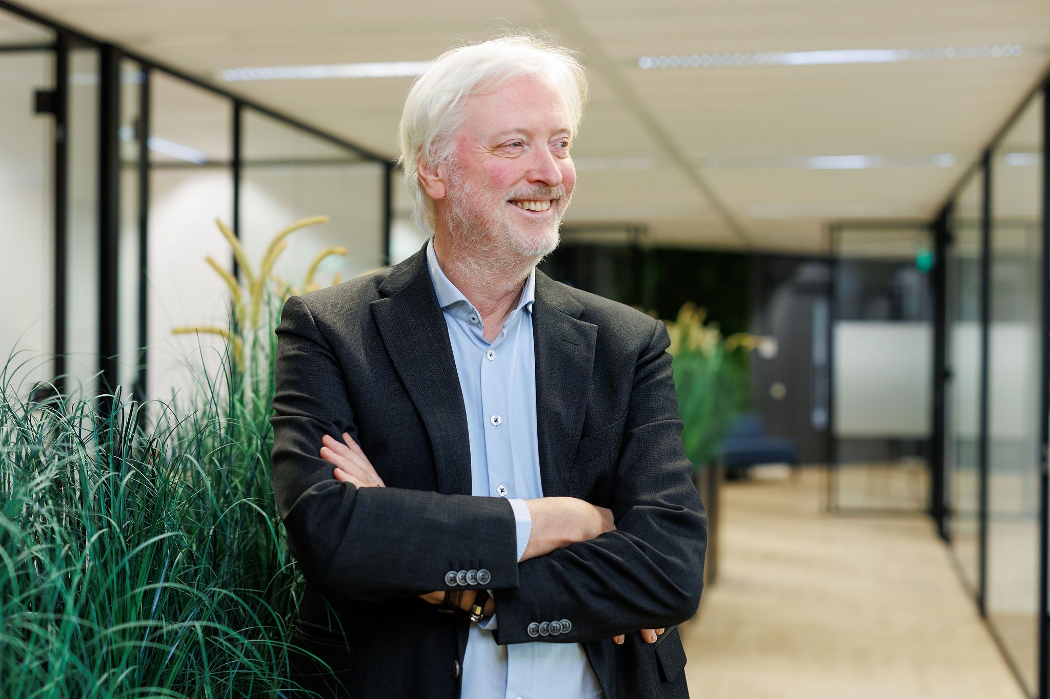 Decharge nader beschouwd